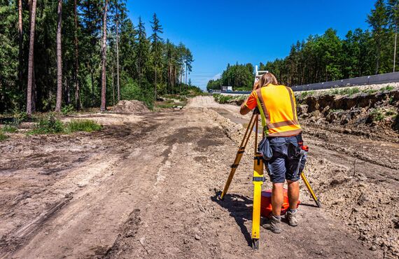 資格を活かして土木工事で活躍したい方を採用中 | 那珂川で地質調査の求人をお探しなら株式会社田中産業へ